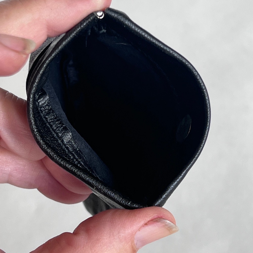 Black Leather Squeeze Coin Purse Embossed Euro Logo Small Change Pouch - Picture 3 of 7